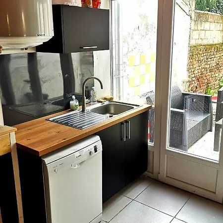 Chambre Calme Centre Habitación en casa particular Douai